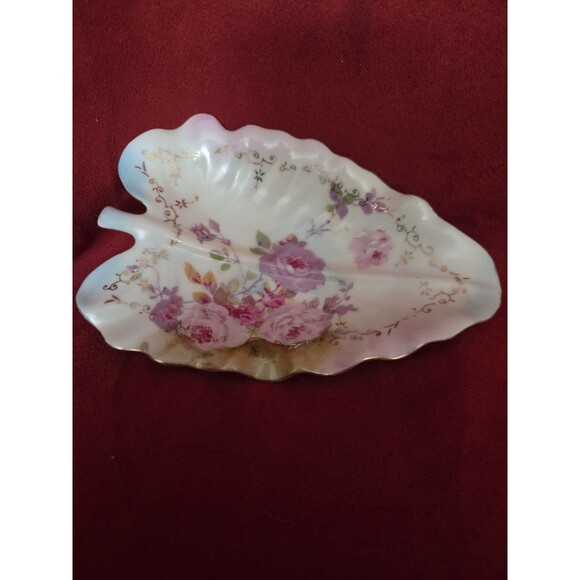 Royal Crown Other - Vintage Royal Crown Chantilly Rose Porcelain Leaf Trinket Dish Hand Painted...
